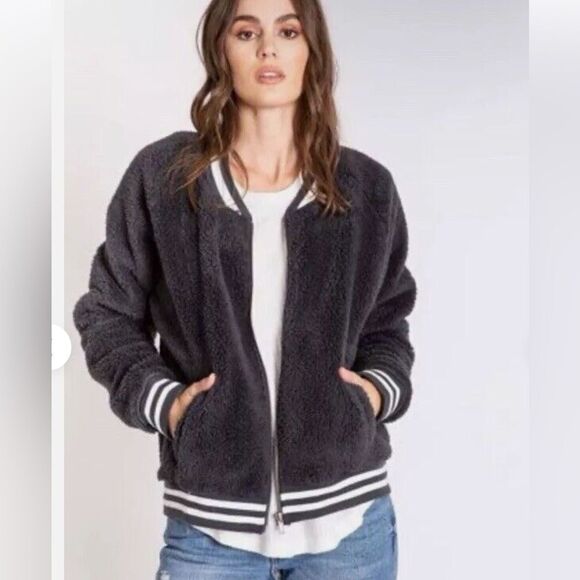 PJ SALVAGE WOMENS BOMBER BABE BLACK PLUSH ZIP FRONT JACKET - Picture 2 of 9